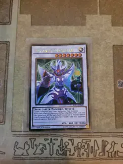 YUGIOH ARCANITE MAGICIAN PGL3-EN060 GOLD 1ST ED NM - Image 1