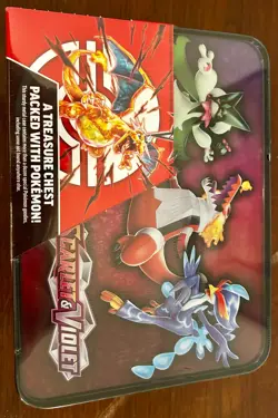 2023 POKEMON COLLECTOR CHEST/LUNCHBOX SEALED CHARIZARD - Image 2