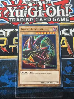 YUGIOH • DARK MAGICIAN • ULTRA RARE • YGLD-ENB02 • Unlimited ED • NM - Image 1