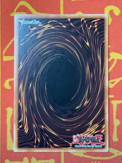 YUGIOH QUEEN'S KNIGHT ULTIMATE RARE 1ST EDITION NEAR MINT EEN-EN004 - Image 2