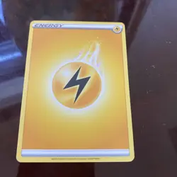 Electric Energy 2020 Pokemon TCG TRADING CARD - Image 1