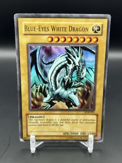 Blue-Eyes White Dragon LOB-001 Ultra Rare Unlimited OG HP/DMG YuGiOh! - Image 2