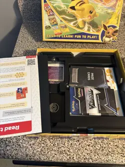 Pokemon TCG TRADING CARD GAME BATTLE ACADEMY With Binder Of Around 200 Cards - Image 3