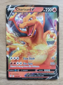 Pokemon Charizard v Darkness Ablaze Rare Half Art Card 019/189 NM Condition - Image 1