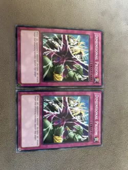 YUGIOH TCG DIMENSIONAL PRISON SDCR-EN033 COMMON 1ST EDITION MP x2 - Image 2