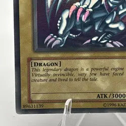 Yugioh Blue-Eyes White Dragon SDK-001 Ultra Rare Unlimited MP Vintage Card TCG - Image 4