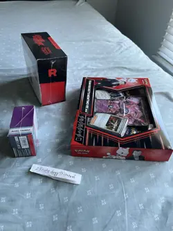 Pokemon TCG Destined Rivals ETB Scarlet & Violet Booster Bundle Mewtwo ex Box - Image 3