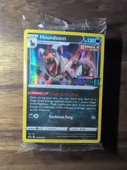 2020 Pokemon Build & Battle Promo Battle Styles SWSH090 Houndoom Holo - Image 1