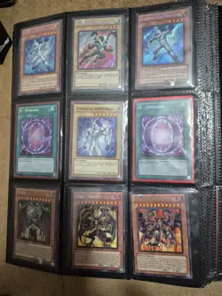 Yugioh Collection - 900+ Cards - Good Condition - Image 5