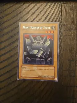 Yugioh: Giant Soldier Of Stone LOB-068 - Rare - Unlimited - - Image 1