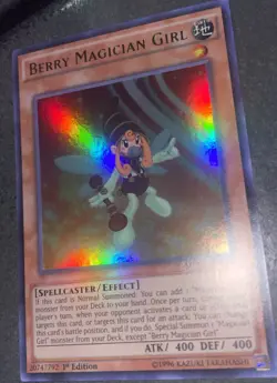 Yugioh Berry Magician Girl MVP1-EN014 Ultra Rare 1st Ed NM - Image 2