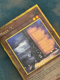 YUGIOH MAXX "C" GOLD RARE MODERATE PLAY PGL3-EN042 - Image 4