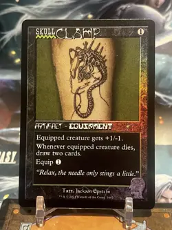 MTG | Skullclamp [Secret Lair] ✨FOIL✨ - Image 1