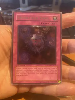 Crush Card Virus DPKB-EN039 (Ultimate Rare, 1st Edition) - Image 1