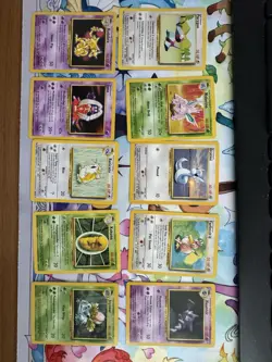 1999 Vintage TCG Pokemon Base Set Non-Holo Common/Uncommon/Rare Card Lot (33) - Image 3
