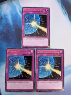 YuGiOh! Drowning Mirror Force MAGO-EN097 x 3 PLAYSET Gold Rare 1st Ed - Image 1
