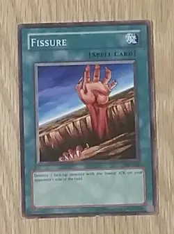 Yu-Gi-Oh Card Fissure Spell - Image 1