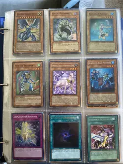 Collection Of 756 Yu-Gi-Oh Cards Vintage and Modern YuGiOh - Image 1