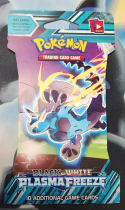 Sealed - Pokemon - Black & White Plasma Freeze - Sleeved Booster Pack B&W - Image 1