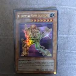 YUGIOH ELEMENTAL HERO BLADEDGE YSD-EN019 1ST ULTRA (LP) - Image 1