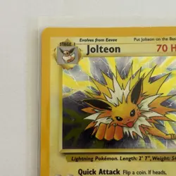 Jolteon 4/64 Pokemon Card Jungle Holo WOTC 1999 NM / LP Rare - Image 3