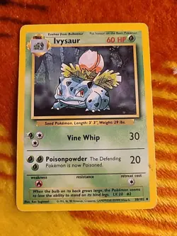 Vintage Pokemon TCG Ivysaur 030/102 Base Set Regular - Image 1