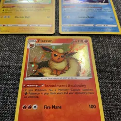Flareon 026/185 |Jolteon 047/185 |Vaporeon 030/185 Cosmos Holo Pokemon Card LP - Image 2