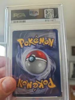 Pokemon TCG Vaporeon Jungle Card 28/64 Regular 1st Edition Rare PSA 8 - Image 2