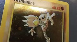 EX/LP - Hitmonlee - 7/62 - 1st Edition Holo - Portutguese - Fossil Pokemon Card - Image 2