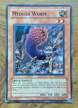 YUGIOH MEDUSA WORM SD7-EN014. Free Postage - Image 1