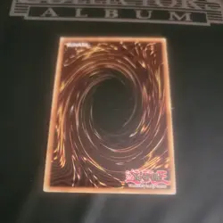 YuGiOh! Dark Magician LC01-EN005 Ultra Rare Limited Edition - Image 2