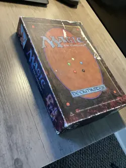 MTG 1994 Revised Edition Starter Deck Gift Box (no cards) - Image 1