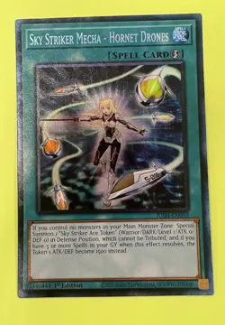 Yugioh! TCG - Sky Striker Mecha - Hornet Drones - Collector’s Rare - JUSH-EN053 - Image 1