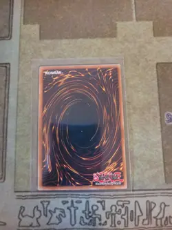 YUGIOH ELEMENTAL HERO THUNDER GIANT EHC2-EN004 SECRET LIMITED ED LP - Image 5