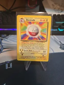 Electrode 21/102 Base Set Rare Regular 1999 WOTC Pokemon TCG NM - Image 1