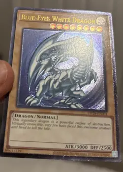 YUGIOH Blue-Eyes White Dragon OP28-EN001Ultimate Rare NA Blue hue Misprint shift - Image 3