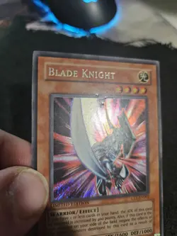 Yugioh Blade Knight CT1-EN002 Secret Rare Limited Edition LP - Image 2
