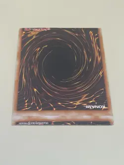 YuGiOh SD3-EN012 Gaia Soul the Combustible Collective 1st Miscut Misprint Error - Image 4