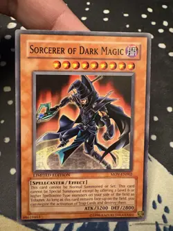MOV-EN002 Sorcerer Of Dark Magic Limited Edition Near Mint Condition Yugioh LP - Image 1