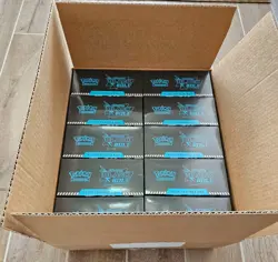 Case of 10 Pokemon Black TCG Bolt Elite Trainer Box NEW & Sealed - Image 1