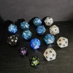 MTG Dice Lot - Final Fantasy Gift Bundle × 6 + FF, Foundations, Bloomburrow Die - Image 1