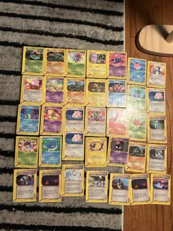 35 Expedition Pokemon Cards HEAVILY PLAYED Some DMG - Image 1