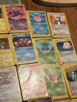 35 Expedition Pokemon Cards HEAVILY PLAYED Some DMG - Image 4