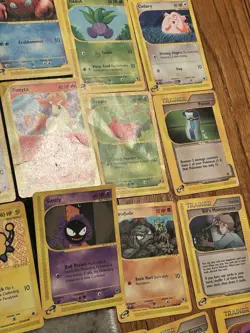 35 Expedition Pokemon Cards HEAVILY PLAYED Some DMG - Image 5