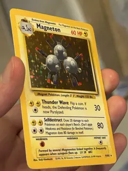 MAGNETON 9/102 Base Set Holo Rare Card 1999 Pokemon TCG Vintage WOTC NEAR MINT - Image 5