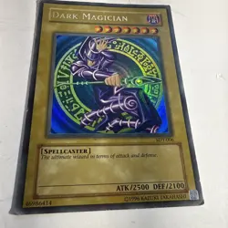 YuGiOh Vintage UR Card Dark Magician SDY-006 With Minor Holo Bleed Near Mint - Image 3
