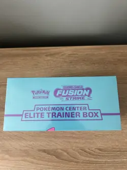 Pokemon TCG - Pokemon Center ETB - Fusion Strike - Factory Sealed - Image 3