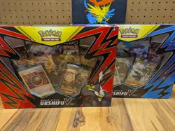 Pokemon TCG Sword And Shield Single Strike & Rapid Strike Urshifu V Box Set - Image 2