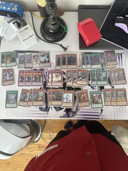 Yugioh Lot, full trade binder and many playable complete decks - Image 3