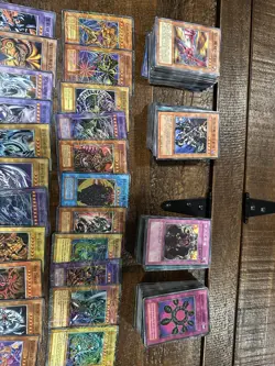 Yugioh OCG Japanese Vintage Holo & Mixed Trading Cards Collection Lot 300 Cards - Image 5